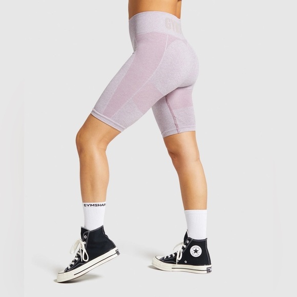 Gymshark Flex Cycling Shorts - Picture 2 of 4